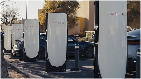Tesla का भारत में विस्तार: दिल्ली-मुंबई के बाद कई शहरों में बनेगा सुपरचार्जिंग नेटवर्क