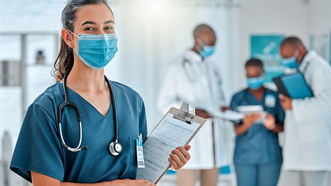 रेलवे में पैरामेडिकल स्टाफ की भर्ती के लिए आवेदन की तारीख बढ़ी, यहां जानें आवेदन का तरीका