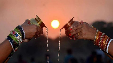 सूर्य को जल अर्पित करने के नियम