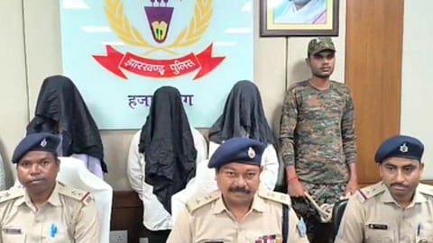 झारखंड: एंटी करप्शन ब्यूरो का अधिकारी बन करते थे वसूली, पुलिस ने 4 आरोपियों को किया गिरफ्तार
