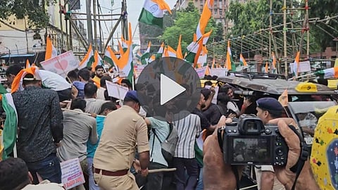 patna-police-lathicharge-on-youths-over-daroga-recruitment-protest