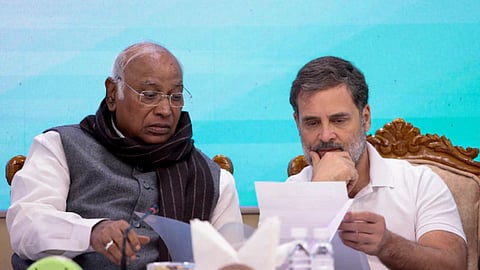 बिहार चुनाव: कांग्रेस ने जारी की स्टार प्रचारकों की सूची, खड़गे-राहुल से लेकर सोनिया तक, देखें लिस्ट