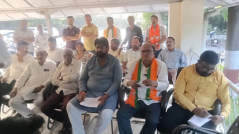 Yavatmal News: इस साल जून से सितंबर तक राज्य के विभिन्न हिस्सों में हुई भारी बारिश और प्राकृतिक आपदाओं के कारण हुए भारी नुकसान की भरपाई के लिए कुल 31,628 करोड़ रुपये की मदद की घोषणा की गई है।