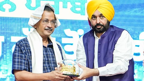 पंजाब: मुख्यमंत्री भगवंत मान और केजरीवाल ने 3,100 स्टेडियमों के निर्माण की योजना का शुभारंभ किया