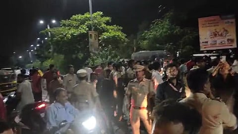 वसई में भाजपा और BAVIA के बीच झड़प (pic credit; social media)