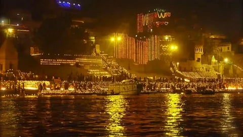 आ गई 'देव दीपावली' की सबसे सटीक तिथि, जानिए क्यों कहा जाता है इसे 'देवताओं की दीपावली'