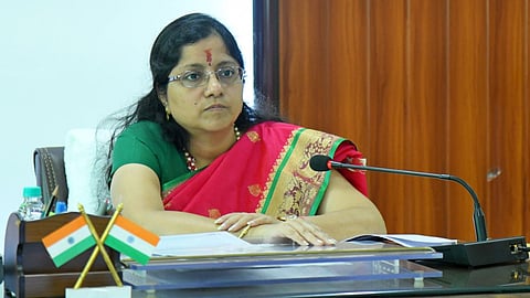 Election Commission Of India ने Amravati Division के शिक्षक विधान परिषद निर्वाचन क्षेत्र के लिए 1 नवंबर को अर्हता तारीख के आधार पर नई वोटिंग लिस्ट जारी करने का ऐलान किया है।