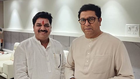 MNS: यवतमाल जिले में महाराष्ट्र नवनिर्माण सेना के नेता पर गंभीर आरोप लगाए गए है। महाराष्ट्र नवनिर्माण सेना (मनसे) के स्थानीय नेता राजू उंबरकर पर फिरौती का गंभीर मामला दर्ज किया गया है।