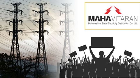 Akola के साथ ही पूरे महाराष्ट्र में Mahavitran बिजली कर्मचारियों ने अपनी 72 घंटे की हड़ताल को 24 घंटे में ही खत्म कर दिया। अदालत की सुनवाई शुरू होते ही कर्मचारियों ने हड़ताल तोड़ी दी थी।