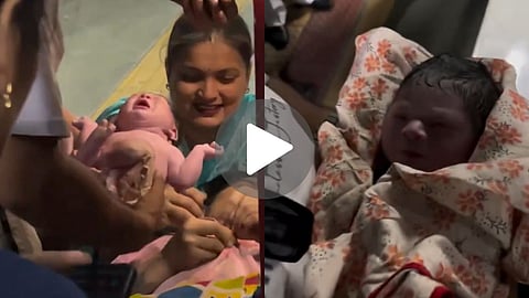 Mumbai Station Viral Video