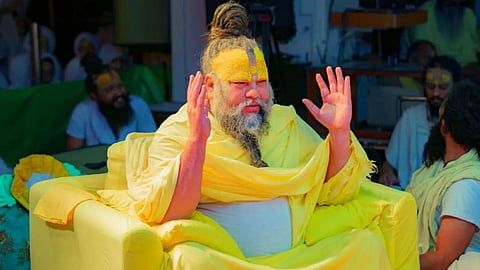 मंदिर में बिल्कुल नहीं रखें ऐसी चीजें, जानिए संत प्रेमानंद महाराज जी क्या बताया इस बारे में