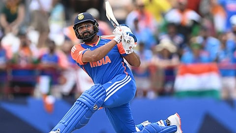 IND vs AUS: पहले मुकाबले में नहीं चला बल्ला, फिर भी रोहित शर्मा के नाम दर्ज हो गया ये खास रिकॉर्ड