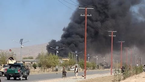 शहबाज-मुनीर ने फिर दिखाई जात...सीजफायर के बीच अफगानिस्तान पर कर दिया Airstrike, 18 लोगों की मौत