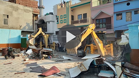 bareilly-bulldozer-action-raza-palace-demolition-video
