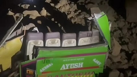 bilaspur-himachal-pradesh-landslide-on-bus-more-than-10-dead