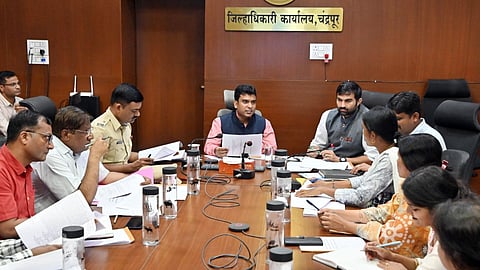 chandrapur-collector-women-child-development-review-she-box-Portal