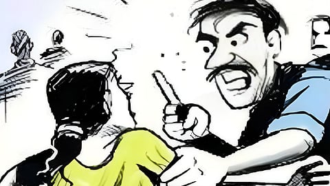 AAP की उम्मीदवार से गाली-गलौज