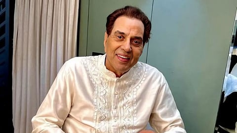Dharmendra health details have surfaced from the sets of his last film 21