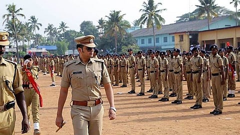 आईपीएस अधिकारी बनने का सपना होगा पूरा, बस जान लें परीक्षा से लेकर ट्रेनिंग की पूरी जानकारी