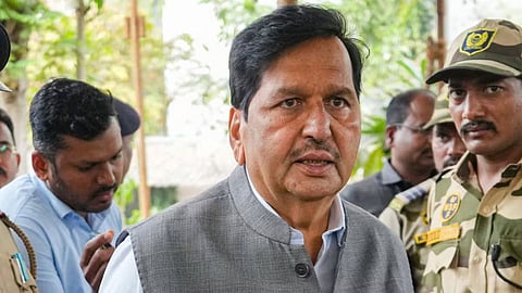 मंत्री लोढ़ा को विधायक असलम की धमकी!