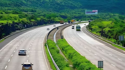 Mumbai Pune Expressway