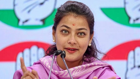 बिहार चुनाव ‘मैनेज’! प्रणिती शिंदे का सनसनीखेज़ आरोप