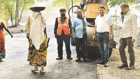 nagpur-police-line-takli-road-repair-pwd-stops-work-news