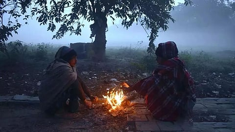 Weather Update: नागपुर में ठंड का कहर बढ़ा, 2 दिनों में न्यूनतम तापमान 6.8 डिसे गिरा। भंडारा 10 डिसे के साथ विदर्भ में सबसे ठंडा रहा। 4-5 दिसंबर को ठंड और बढ़ेगी।