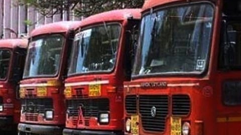 Maharashtra ST Buses: एसटी विभाग ने शैक्षणिक यात्राओं के लिए नई आधुनिक बसें उपलब्ध कराईं। विद्यार्थियों को किराए में 50% छूट और सुरक्षित, आरामदायक यात्रा की सुविधा उपलब्ध है।