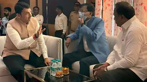 Devendra Fadnavis Met Sanjay Raut