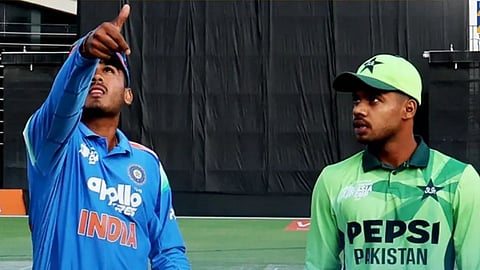 U19 Asia Cup: न हैंडशेक हुआ, न नजरें मिलीं, भारत-पाक क्रिकेटर्स के बीच मैदान पर फिर दिखी तगड़ी टेंशन