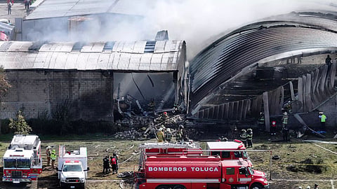 emergency-landing-plane-crash-central-mexico-10-killed