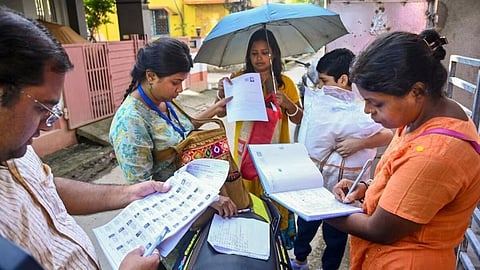 india election-commission-extends-sir-deadline-up-gujarat-mp-voter-list-schedule