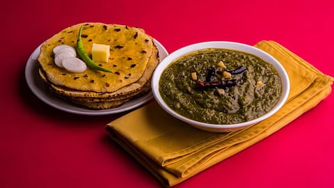 Sarson Ka Saag Makki Ki Roti Winter Health Benefits