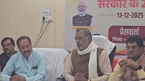 mp-minister-narayan-singh-kushwaha-calls-shivraj-uma-bharti-tenure-useless-controversy