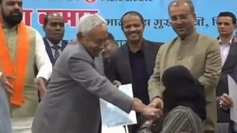 CM Nitish Kumar hijab controversy Dr Nusrat Parveen Leave Bihar quite doctor job