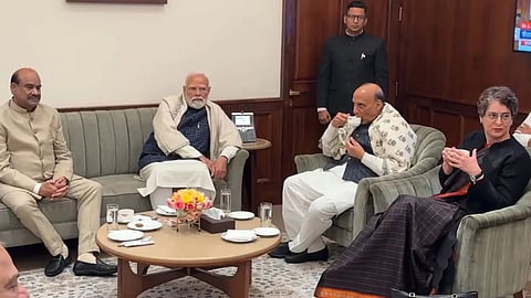 pm-modi-priyanka-gandhi-tea-party-after-parliament-winter-session