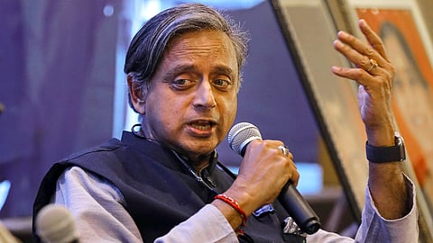 shashi Tharoor