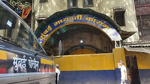 Prisoner Attack On Police Constable IN Arthur Road Jail
