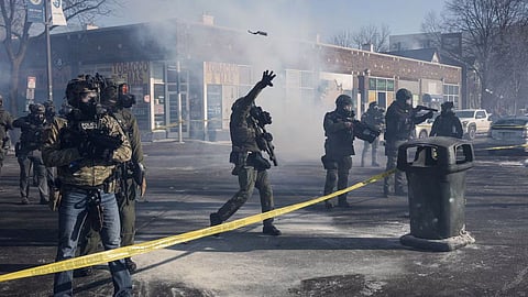 US heading towards civil war! ICE agent shoots a man in broad daylight in Minnesota, Trump administration accused of 'dictatorship'.