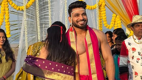 Shiv Thakare Marriage Photo