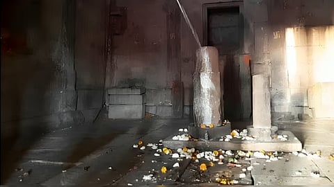 Shiva temple opens only one day a year someshwar mahadev temple madhya pradesh