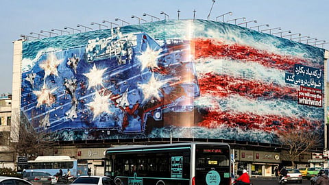 Burning American fighter jets and piles of corpses: Iran shows America a horrific scene, increasing the risk of a major war.