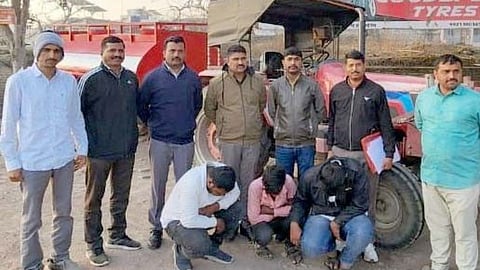 Tractor-tanker theft gang busted; vehicles stolen and illegally sold, goods worth ₹3.66 lakh seized.