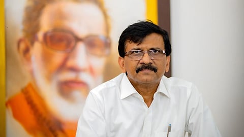 Sanjay Raut slams Eknath Shinde for keeping corporators in hotels after BMC polls.