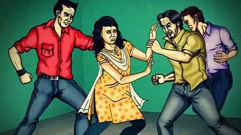 Police rescue a mentally ill woman from a mob in Gondia after child-lifting rumors spark panic. Authorities warn against spreading fake news following a viral video incident.