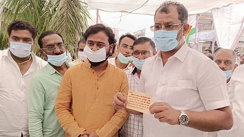 Guardian Minister Dr. Pankaj Bhoyar directed officials to expedite 1,300+ applications under Abhay Yojana to convert Sindhi refugee-allotted plots to freehold through special camps.