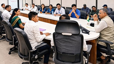 Strict review of revenue works in Sambhajinagar, instructions for strict action against encroachment and illegal mining