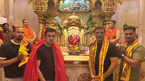 Gautam Gambhir seeks blessings at Siddhivinayak temple