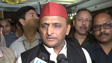 Akhilesh Yadav Mumbai Speech